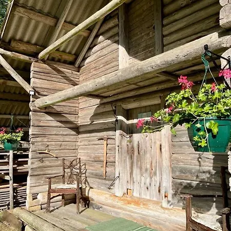 Old Silent Jaktstuga