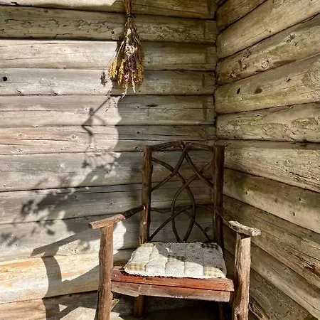 Old Silent Jaktstuga